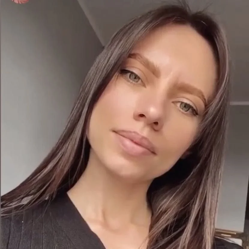 Naturalnie podkreślone brwi po stylizacji