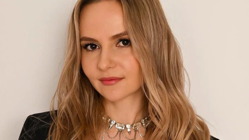 Yuliia Avteniuk - makijażystka, stylistka brwi i fryzur w Poznaniu